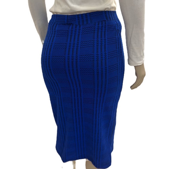 DEVORAH'S SECRET Modest Midi Skirt Plaid Royal Blue - Picture 2 of 3